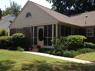 1st image of 3563 Charleswood Ave
