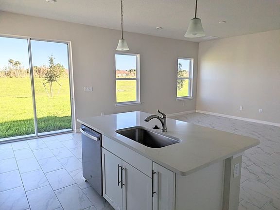 3rd image of 10597 SW Vasari Way