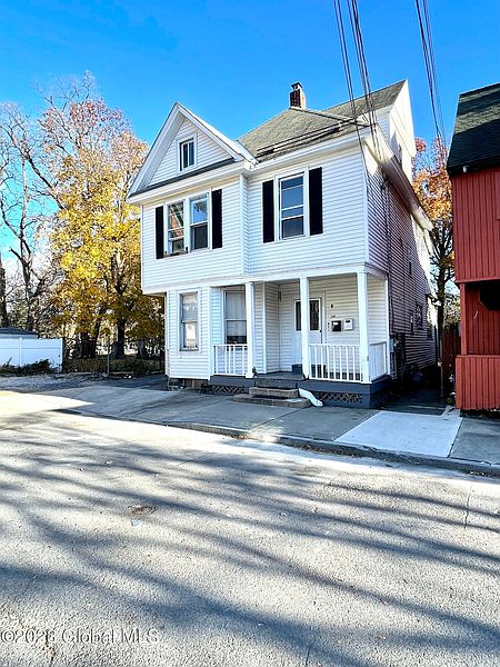 2nd image of 34 Catherine Street