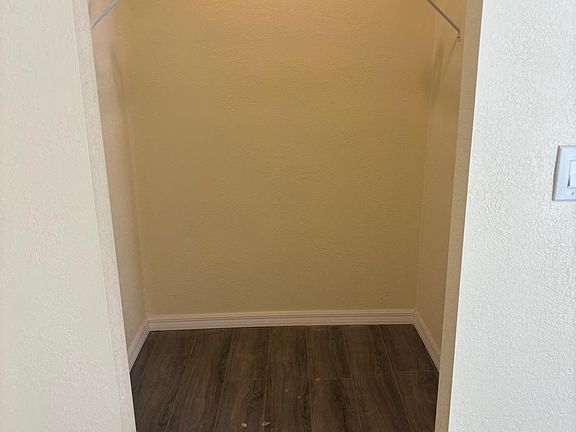 2nd image of 508 Cardinal Dr