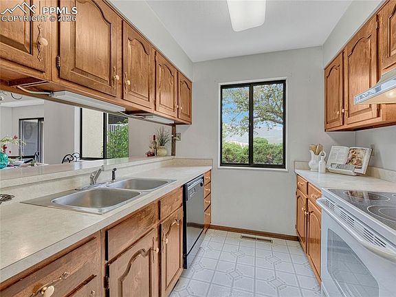 3rd image of 1146 Fontmore Rd APT A