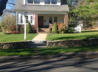 3415 E 32nd St, Des Moines, IA 50317