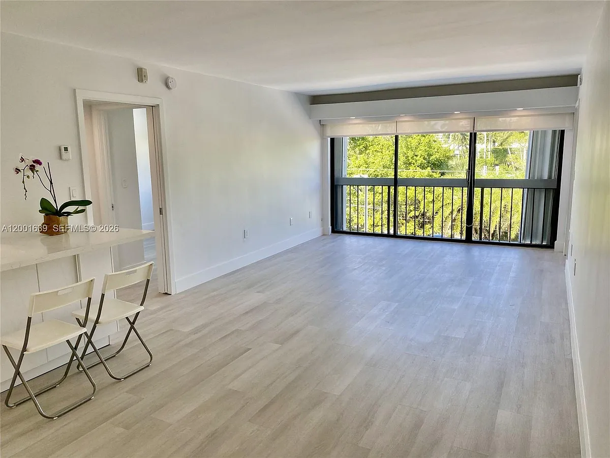 Building Photo - 255 Galen Dr #3D