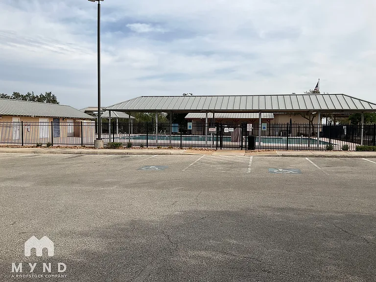 11831 James Vinson Dr — Photo 31