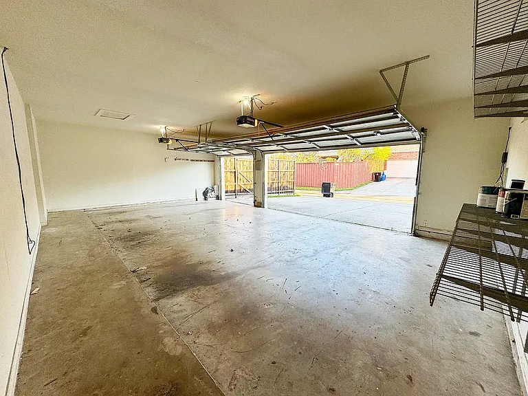 14587 Kelmscot Dr — Photo 55