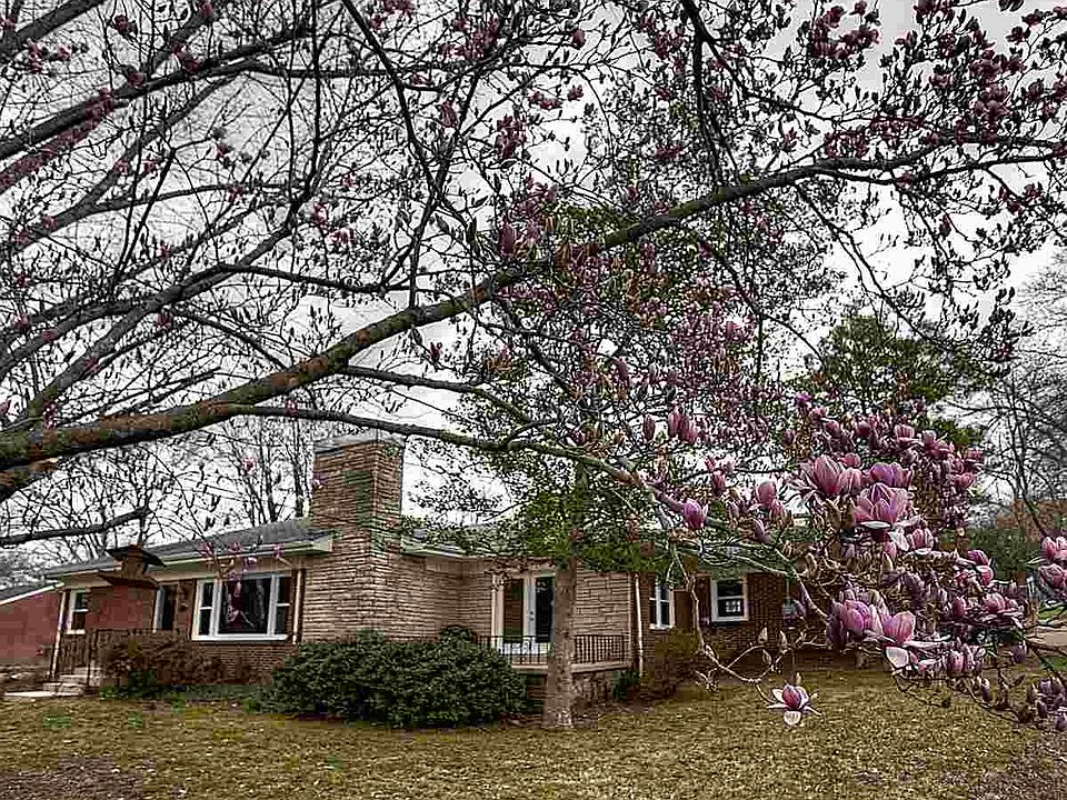1st image of 719 Peveler Dr