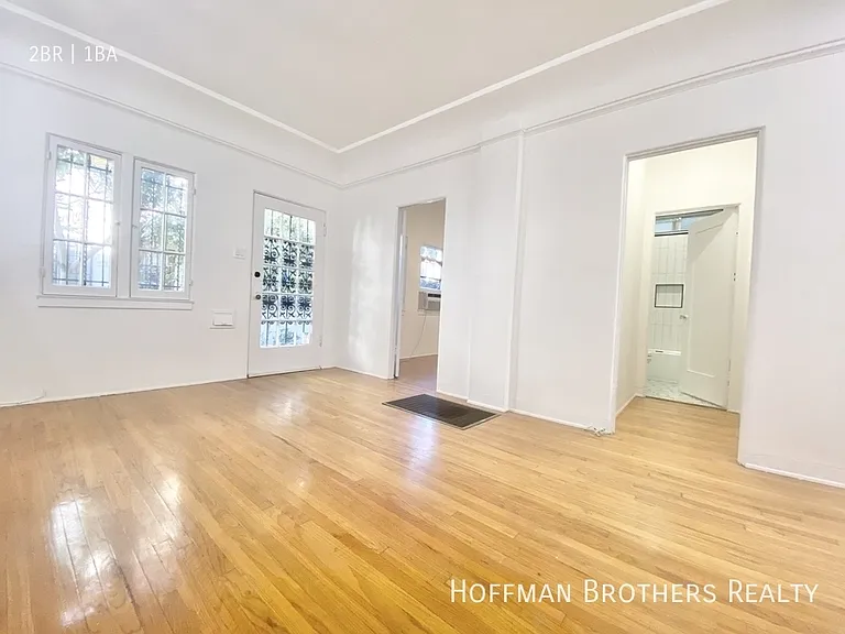 641 N Spaulding Ave — Photo 7