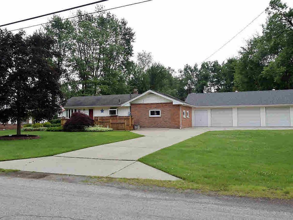 1st image of 1379 Bedford Dr
