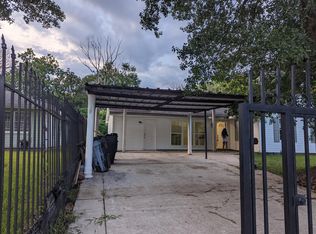 5627 Belneath St, Houston, TX 77033