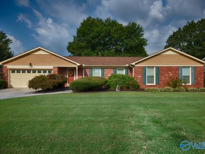 2217 Dundee Dr SW, Decatur, AL, 35603