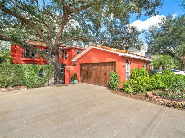 3113 W Granada St, Tampa, FL 33629
