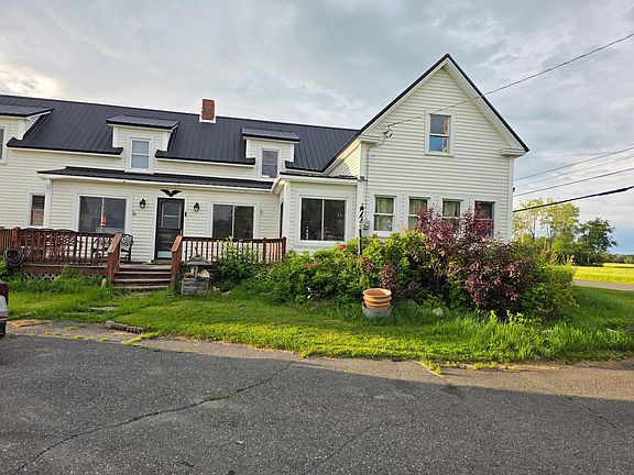 3rd image of 808 Madawaska Road