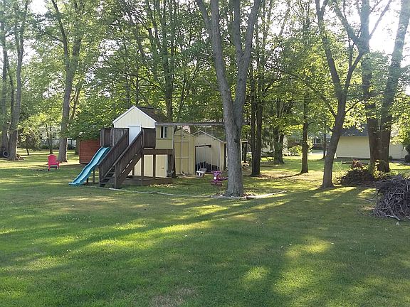 2nd image of 7126 Parkside Dr