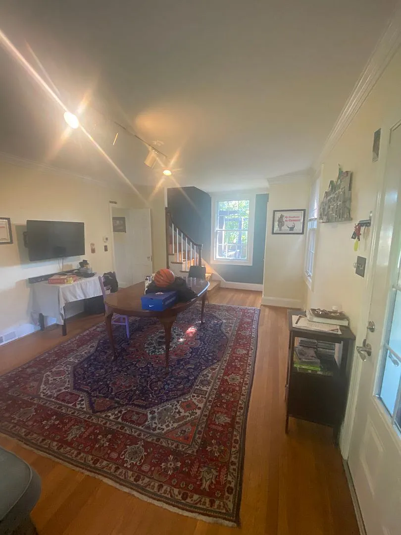 3 bed, 2.0 bath, 1383 sqft, $2,550 — Photo 4
