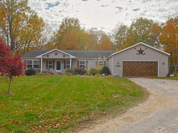 66082 Victoria Ln, Cassopolis, MI 49031