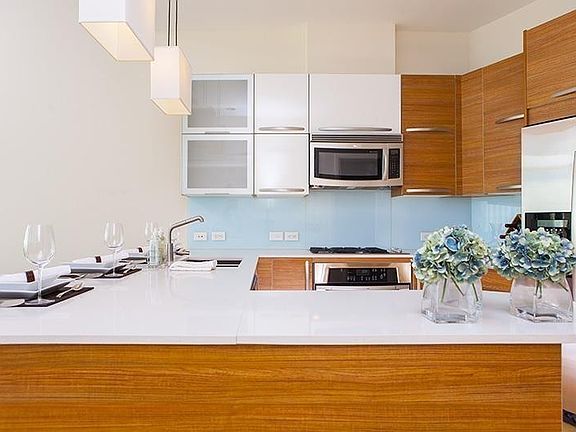 3rd image of 700 12th Ave S Unit 1107