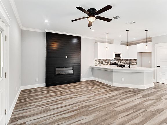 4th image of 6221 Post Oak Ter