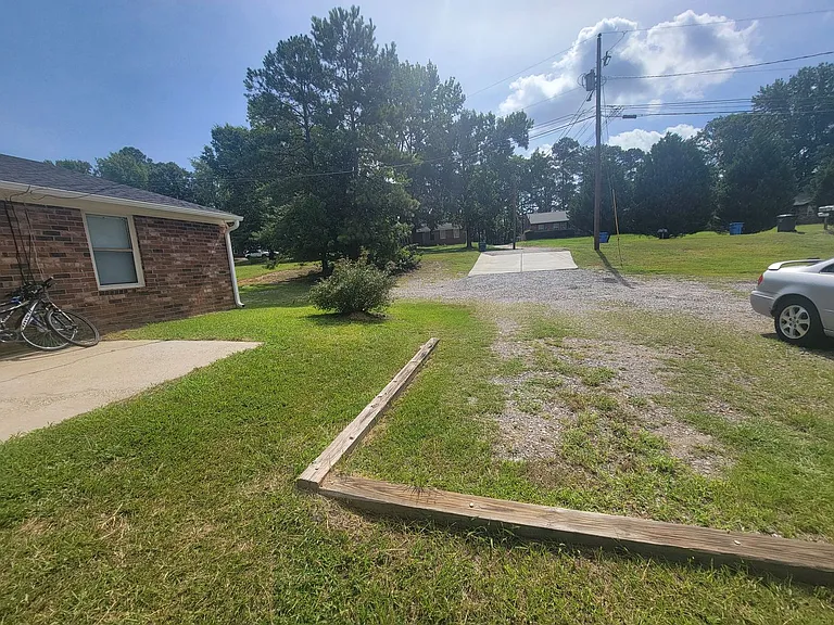 134 Stoneybrooks Pl — Photo 4
