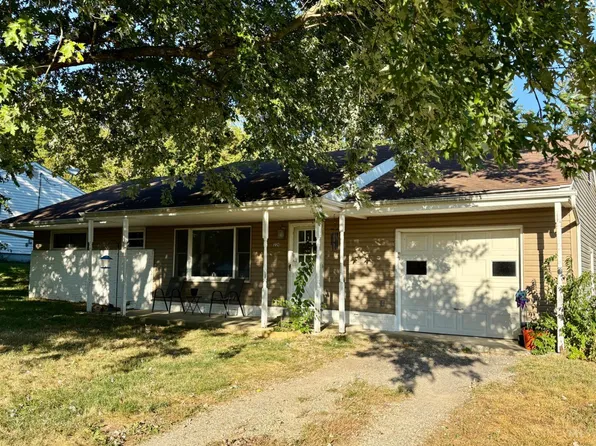 226 Woodland Dr, Hillsboro, OH 45133