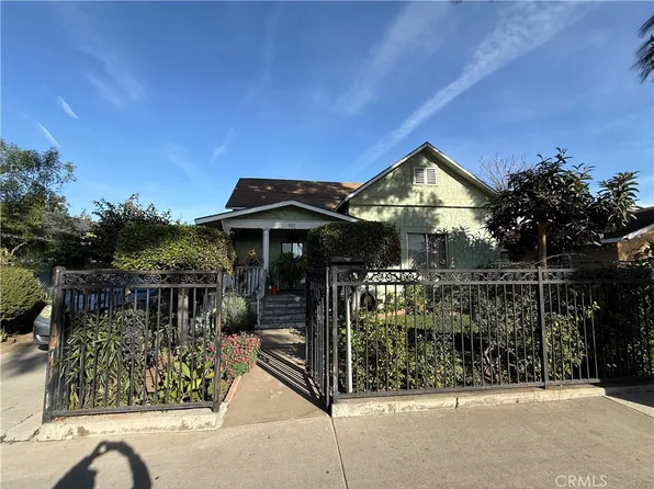 925 W Pine St, Santa Ana, CA 92703