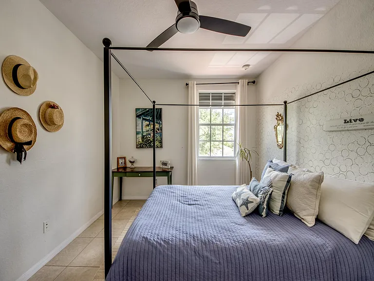 Blue Cypress Lake Ct — Photo 26