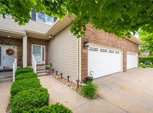 3430 84th St #2, Urbandale, IA 50322