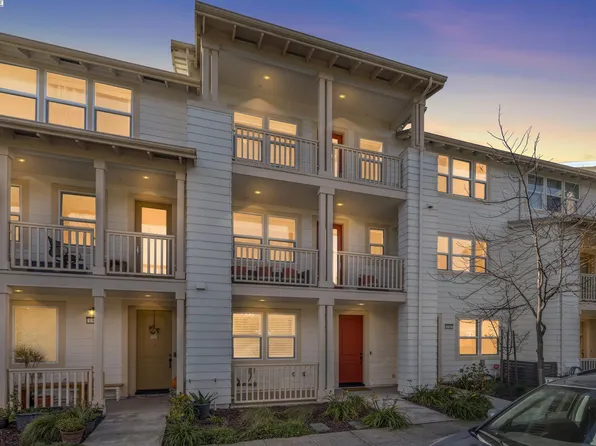 1546 Clement Ave, Alameda, CA 94501