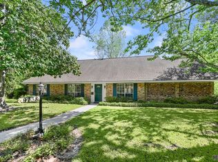 9738 Chateau Dr, Baton Rouge, LA 70815