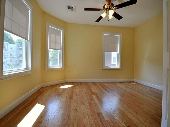 2nd image of 40 Turner St #11