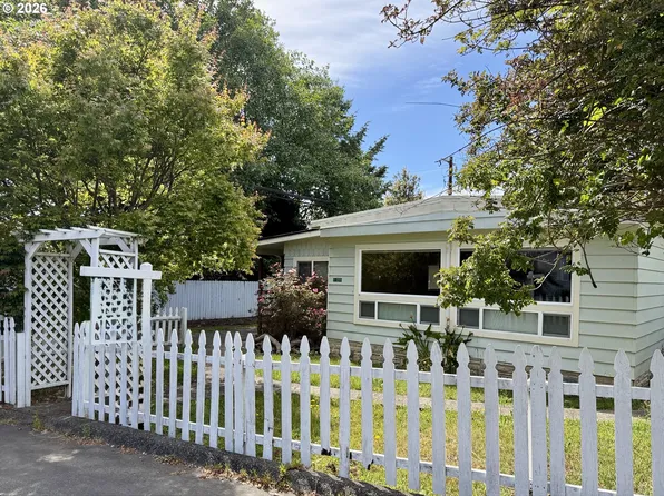 16091 Kings Way, Brookings, OR 97415
