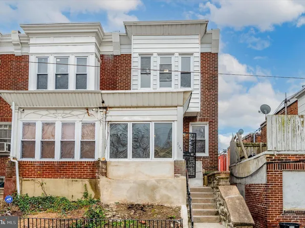2204 S 69th St, Philadelphia, PA 19142