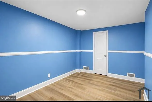 7487 Berkshire Rd — Photo 5