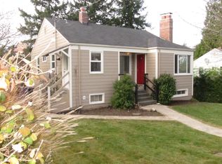 10833 Rustic Rd S, Seattle, WA 98178