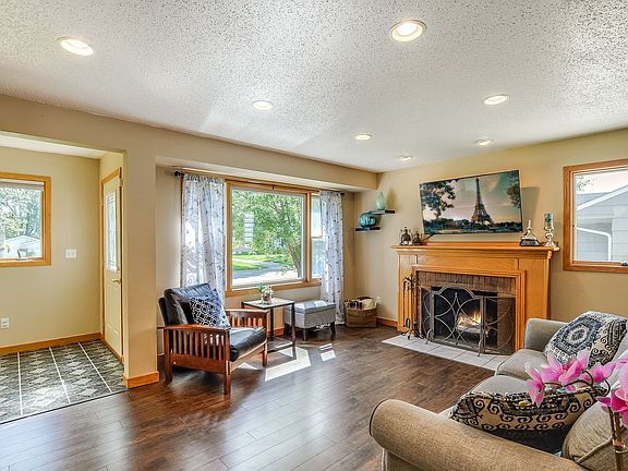 Loads of natural light!