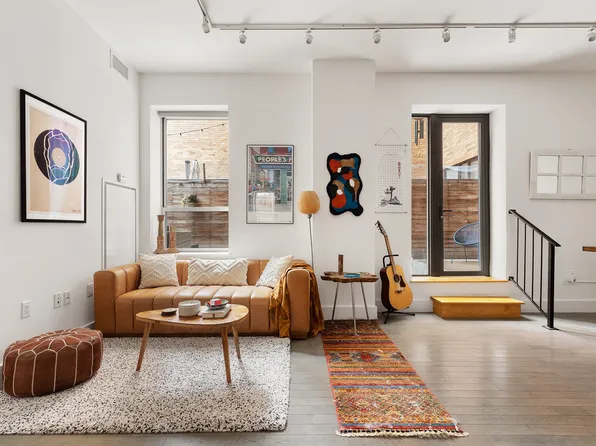 416 West 52nd Street 225 image 1 of 13