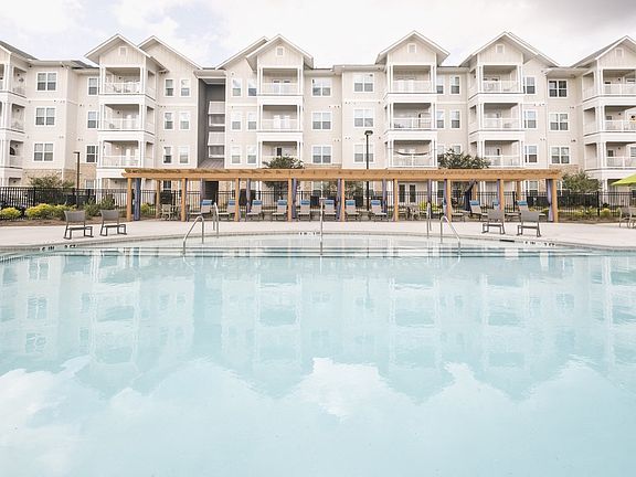 2nd image of 100 Harley Ln #3308