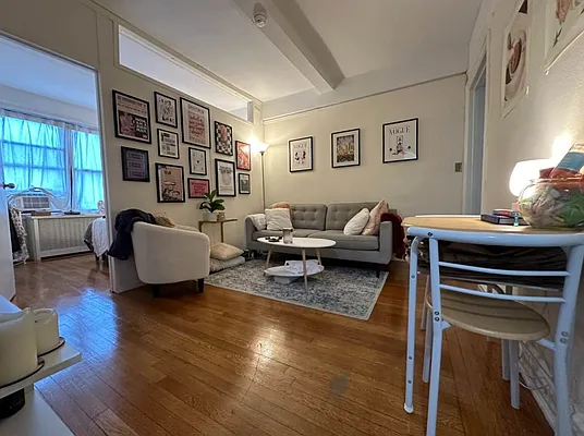 Rented by Green Home NY Realty LLC | media 1