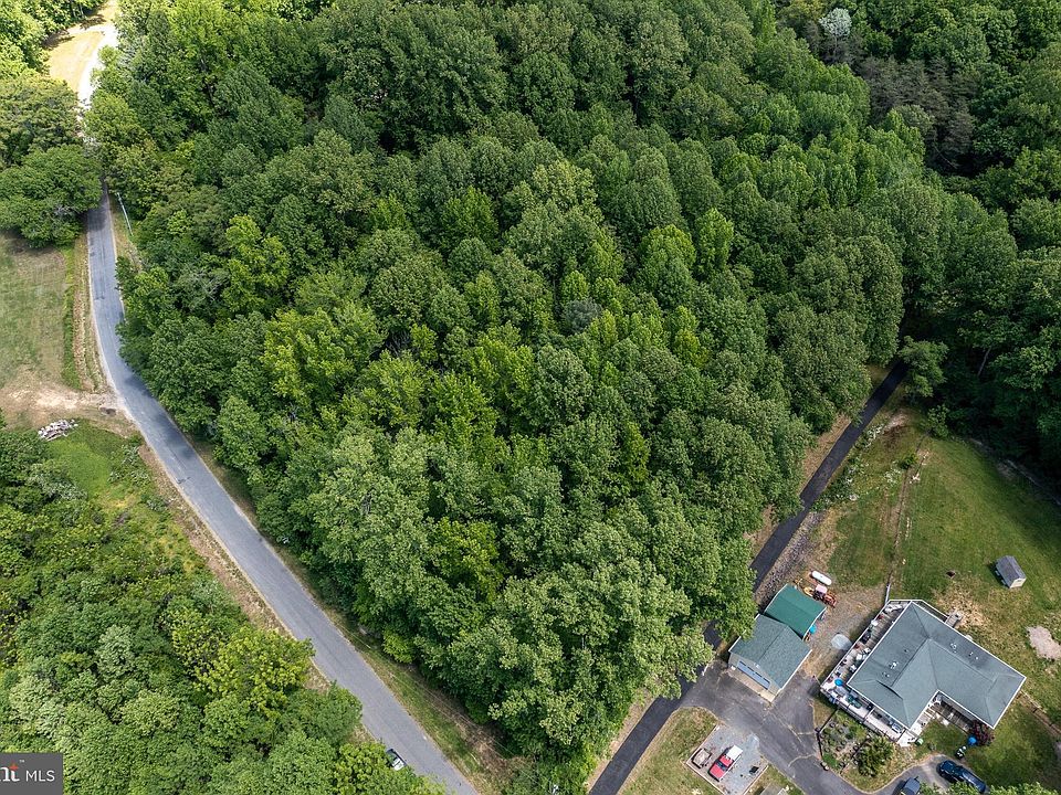 1st image of 264 Sandy Ridge Rd