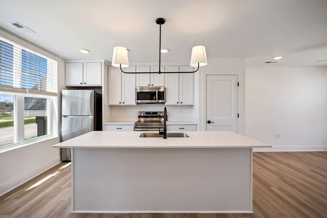 Launch Townhomes — Photo 1