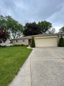 41370 Ivywood Ln, Plymouth, MI, 48170