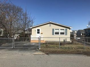 68 Thornton St, Lawrence, MA 01841