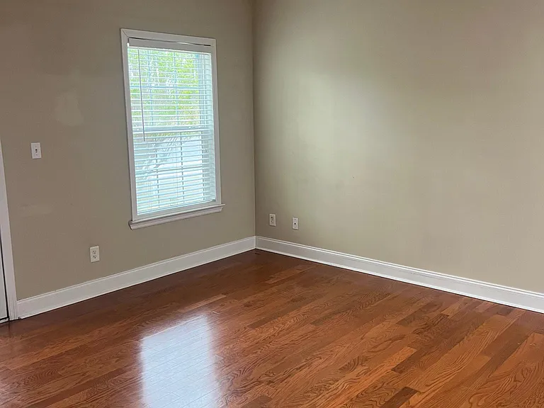1358 Gatewood Dr — Photo 7