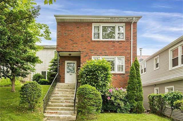 1st image of 201 Farquhar Ave