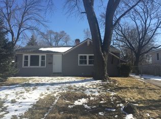 118 Mora Rd, Carpentersville, IL 60110