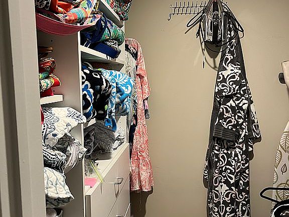 Custom Closet in Master Bdrm