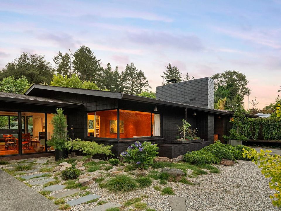 1st image of 7480 Poplar Drive