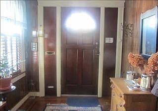 2nd image of 523 Dewey Ave