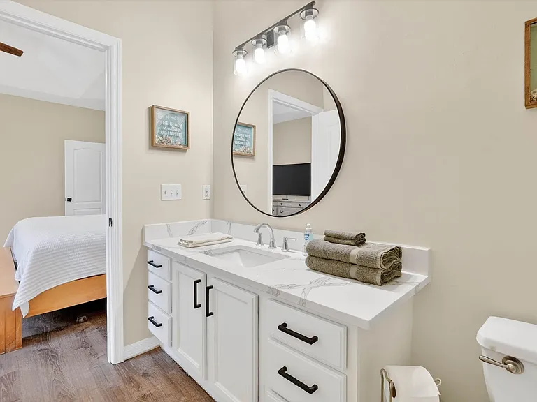 6781 Veronica Ct — Photo 6