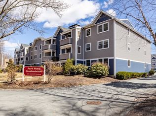 1210 Vfw Pkwy APT 11, West Roxbury, MA 02132