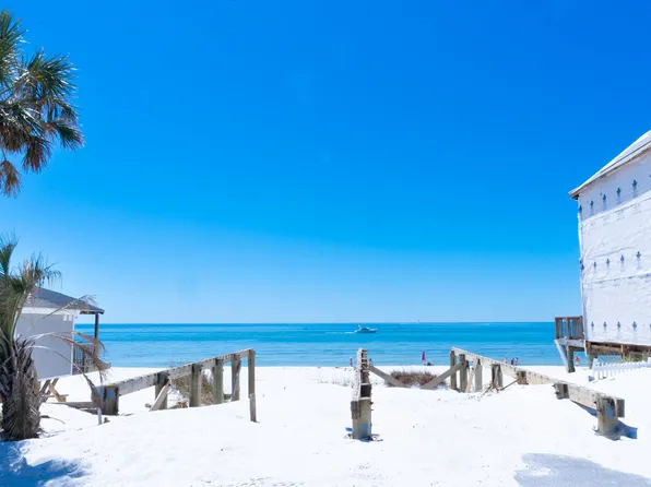 4923 Spyglass Dr, Panama City Beach, FL 32408